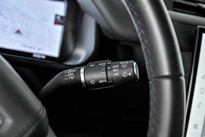 2024 Land Rover Defender 130 P400 X-Dynamic SE   - Photo 31 - Joliet, IL 60435