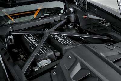 2022 Lamborghini Huracan EVO-FULL XPEL STEALTH PPF!   - Photo 16 - Joliet, IL 60435