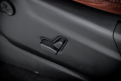 2018 Jeep Grand Cherokee Trackhawk   - Photo 29 - Joliet, IL 60435