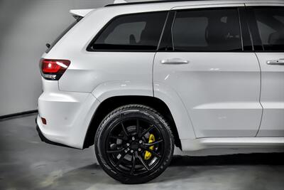 2018 Jeep Grand Cherokee Trackhawk   - Photo 13 - Joliet, IL 60435