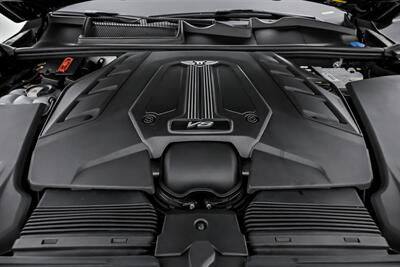 2019 Bentley Bentayga V8   - Photo 17 - Joliet, IL 60435