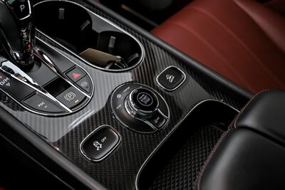 2019 Bentley Bentayga V8   - Photo 38 - Joliet, IL 60435