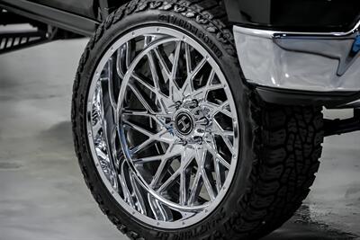 2022 Chevrolet Silverado 1500 LTZ   - Photo 4 - Joliet, IL 60435