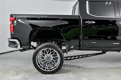 2022 Chevrolet Silverado 1500 LTZ   - Photo 14 - Joliet, IL 60435