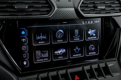 2023 Lamborghini Urus Performante-HUGE $343K MSRP   - Photo 38 - Joliet, IL 60435