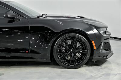 2023 Chevrolet Camaro ZL1   - Photo 15 - Joliet, IL 60435