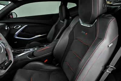 2023 Chevrolet Camaro ZL1   - Photo 22 - Joliet, IL 60435