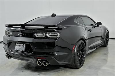 2023 Chevrolet Camaro ZL1   - Photo 12 - Joliet, IL 60435