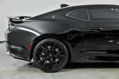 2023 Chevrolet Camaro ZL1   - Photo 13 - Joliet, IL 60435