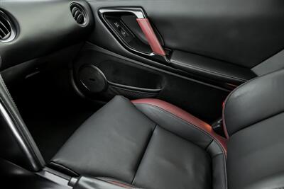 2015 Nissan GT-R Black Edition   - Photo 37 - Joliet, IL 60435