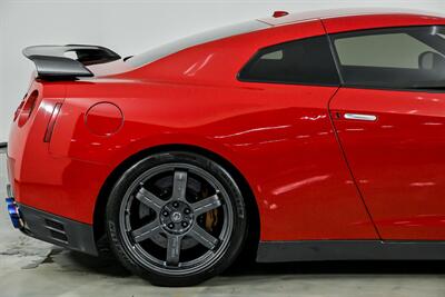2015 Nissan GT-R Black Edition   - Photo 13 - Joliet, IL 60435