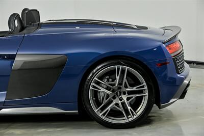 2020 Audi R8 5.2 quattro V10 perform. Spyder - Photo 9 - Joliet, IL 60435