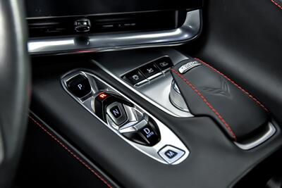 2020 Chevrolet Corvette Stingray   - Photo 37 - Joliet, IL 60435