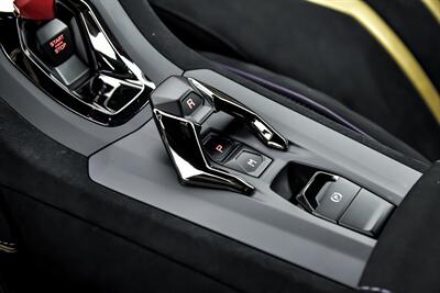 2022 Lamborghini Huracan STO-MASSIVE $458K MSRP   - Photo 45 - Joliet, IL 60435