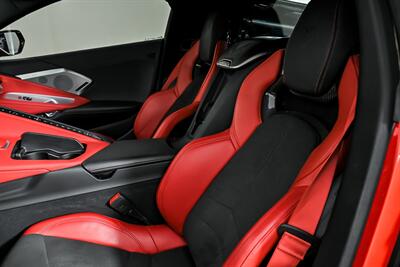 2022 Chevrolet Corvette Stingray 2LT   - Photo 25 - Joliet, IL 60435