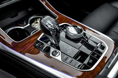 2021 BMW X7 ALPINA XB7   - Photo 38 - Joliet, IL 60435
