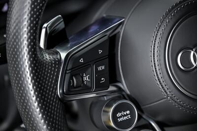 2017 Audi R8 5.2 quattro V10 Plus   - Photo 32 - Joliet, IL 60435