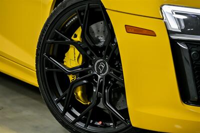 2017 Audi R8 5.2 quattro V10 Plus   - Photo 4 - Joliet, IL 60435