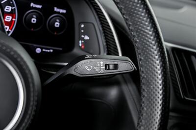 2017 Audi R8 5.2 quattro V10 Plus   - Photo 39 - Joliet, IL 60435