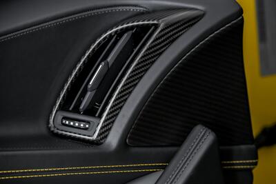 2017 Audi R8 5.2 quattro V10 Plus   - Photo 26 - Joliet, IL 60435