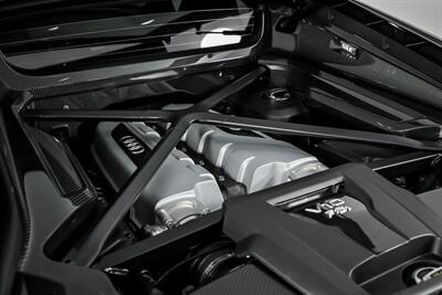 2018 Audi R8 5.2 quattro V10 Plus-MASSIVE $208K MSRP - Photo 17 - Joliet, IL 60435