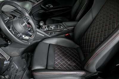 2018 Audi R8 5.2 quattro V10 Plus-MASSIVE $208K MSRP - Photo 27 - Joliet, IL 60435