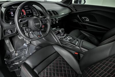 2018 Audi R8 5.2 quattro V10 Plus-MASSIVE $208K MSRP - Photo 26 - Joliet, IL 60435
