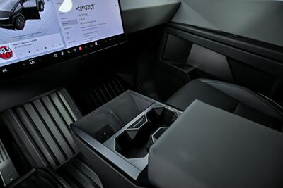 2024 Tesla Cybertruck Cyberbeast   - Photo 39 - Joliet, IL 60435