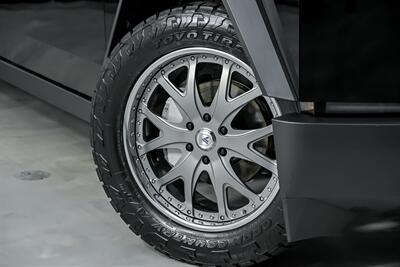 2024 Tesla Cybertruck Cyberbeast   - Photo 3 - Joliet, IL 60435