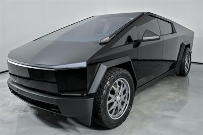 2024 Tesla Cybertruck Cyberbeast   - Photo 5 - Joliet, IL 60435