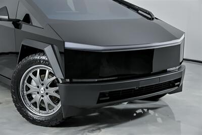 2024 Tesla Cybertruck Cyberbeast   - Photo 2 - Joliet, IL 60435