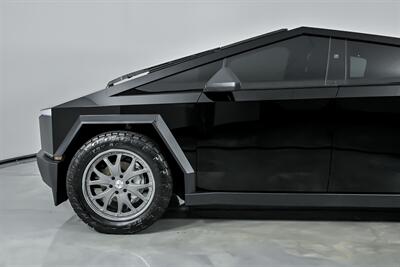 2024 Tesla Cybertruck Cyberbeast   - Photo 6 - Joliet, IL 60435