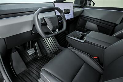 2024 Tesla Cybertruck Cyberbeast   - Photo 18 - Joliet, IL 60435