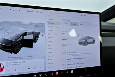 2024 Tesla Cybertruck Cyberbeast   - Photo 30 - Joliet, IL 60435