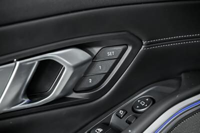 2022 BMW M3 Competition-CARBON BUCKETS   - Photo 19 - Joliet, IL 60435