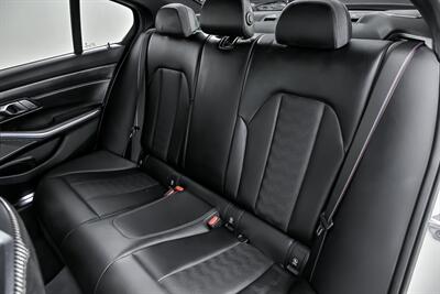 2022 BMW M3 Competition-CARBON BUCKETS - Photo 23 - Joliet, IL 60435
