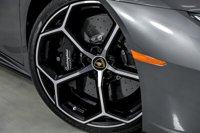 2020 Lamborghini Huracan EVO Spyder   - Photo 4 - Joliet, IL 60435