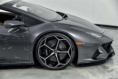 2020 Lamborghini Huracan EVO Spyder   - Photo 15 - Joliet, IL 60435