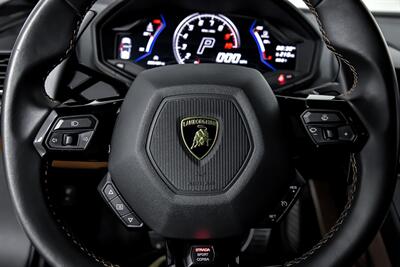 2020 Lamborghini Huracan EVO Spyder   - Photo 33 - Joliet, IL 60435
