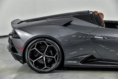 2020 Lamborghini Huracan EVO Spyder   - Photo 13 - Joliet, IL 60435
