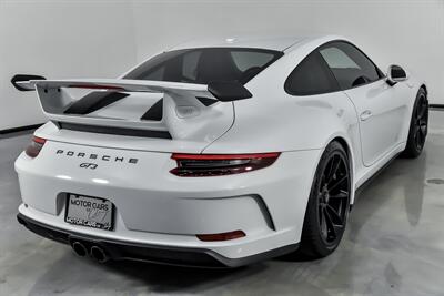 2018 Porsche 911 GT3-BUCKET SEATS-SPORT EXHAUST   - Photo 12 - Joliet, IL 60435