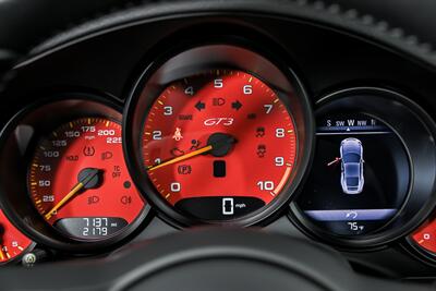 2019 Porsche 911 GT3 TOURING - Photo 19 - Joliet, IL 60435