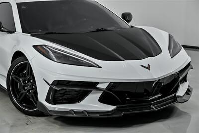 2020 Chevrolet Corvette Stingray   - Photo 3 - Joliet, IL 60435