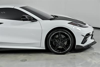 2020 Chevrolet Corvette Stingray   - Photo 15 - Joliet, IL 60435