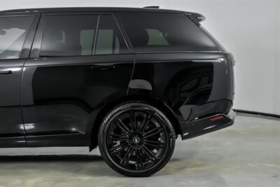 2023 Land Rover Range Rover P530 SE   - Photo 9 - Joliet, IL 60435