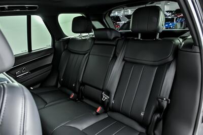 2023 Land Rover Range Rover P530 SE   - Photo 24 - Joliet, IL 60435