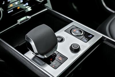 2023 Land Rover Range Rover P530 SE   - Photo 34 - Joliet, IL 60435