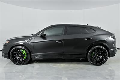 2022 Lamborghini Urus -MATTE BLACK WRAP-BLUE CEPHEUS PAINT!   - Photo 8 - Joliet, IL 60435