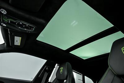 2022 Lamborghini Urus -MATTE BLACK WRAP-BLUE CEPHEUS PAINT!   - Photo 24 - Joliet, IL 60435