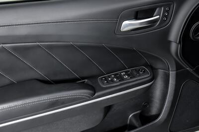 2021 Dodge Charger Scat Pack   - Photo 18 - Joliet, IL 60435